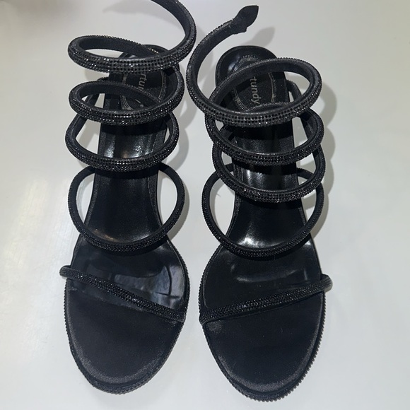 Black Wrap Around Heels - Picture 3 of 10